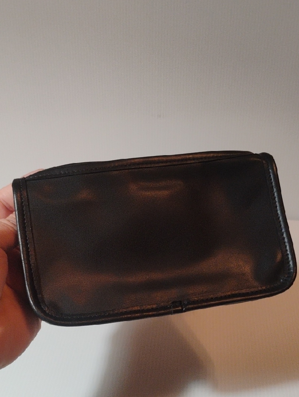 Coach leather Chunky Case, style number 7165 - Picture 4 of 11